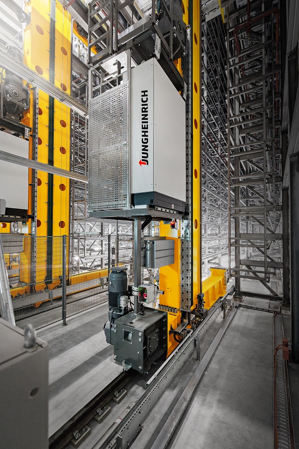 Jungheinrich Liebherr intralogisztika